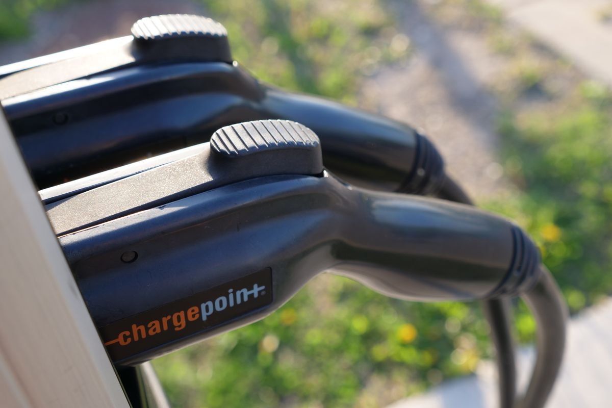 Borne de recharge bidirectionnelle : prix et avantages