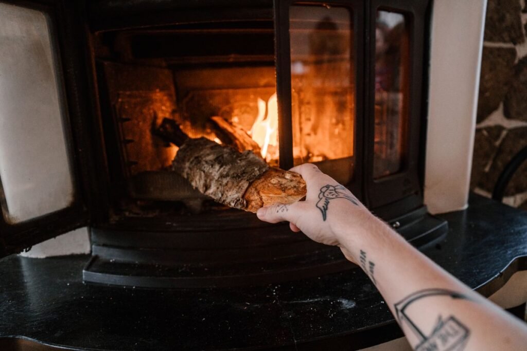 Jotul : avis, prix et modèles de poêles à bois