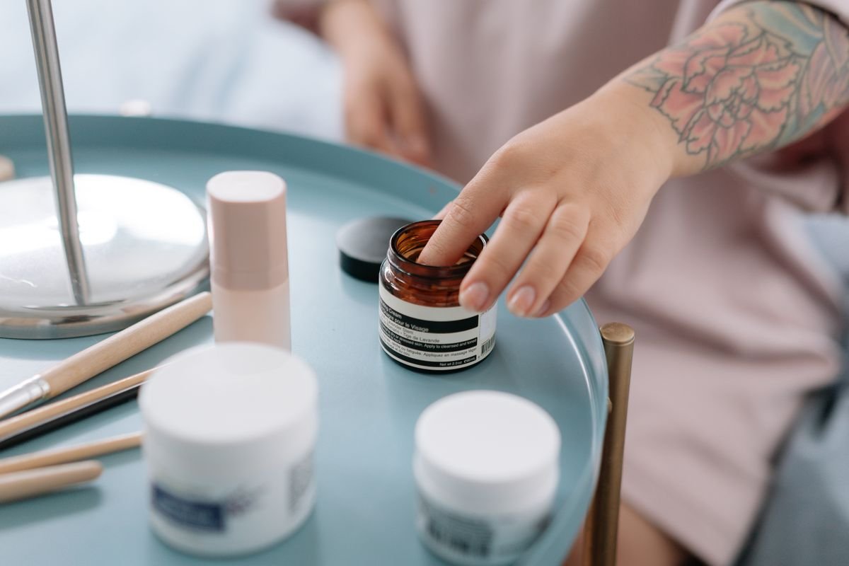 Où jeter les produits de beauté périmés ?